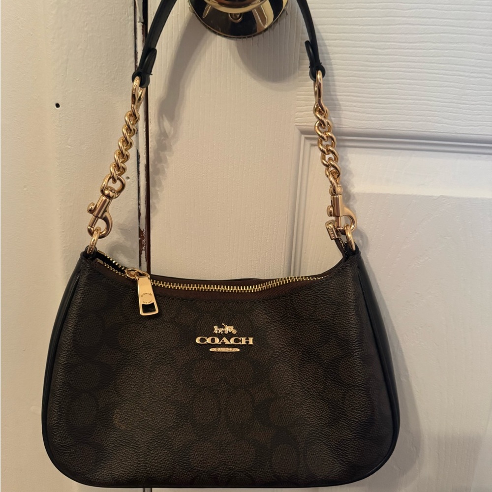 Coach Teri Shoulder Bag